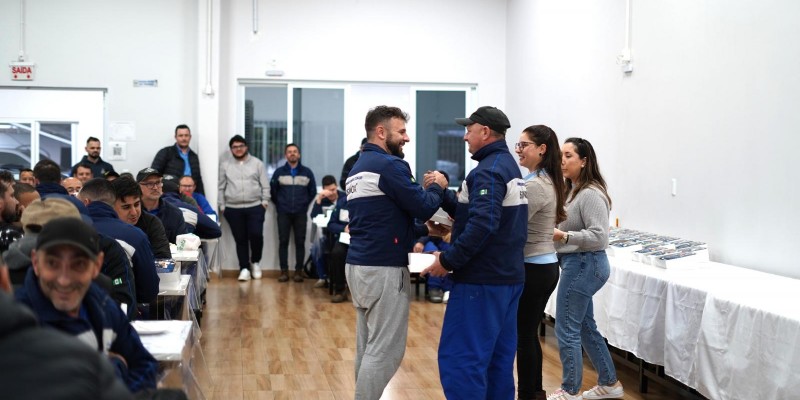 Força que Inspira, Amor que Constrói Força que Inspira, Amor que Constrói